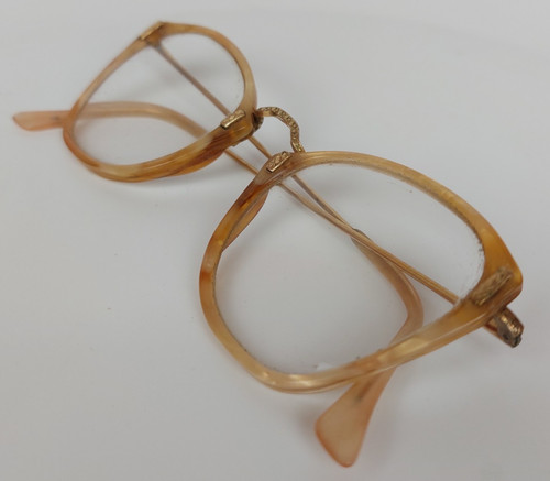 Vintage 1940s 1950s amber - 1940s,