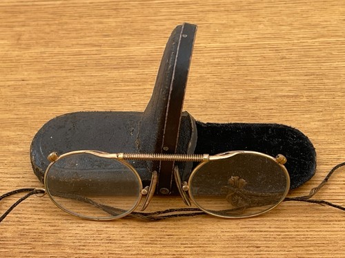 Pince nez antique - antique, nose