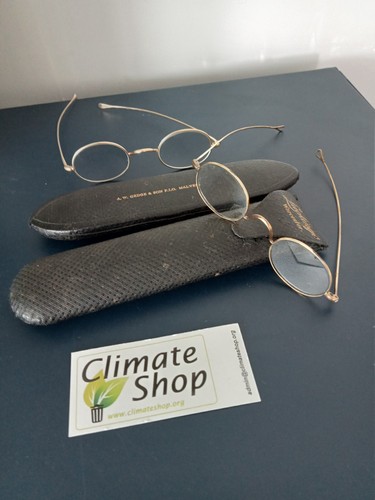 Pairs antique spectacles - of,