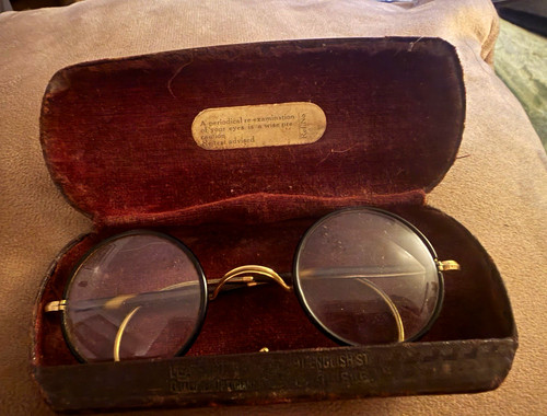 Vintage algha round windsor - vintage,