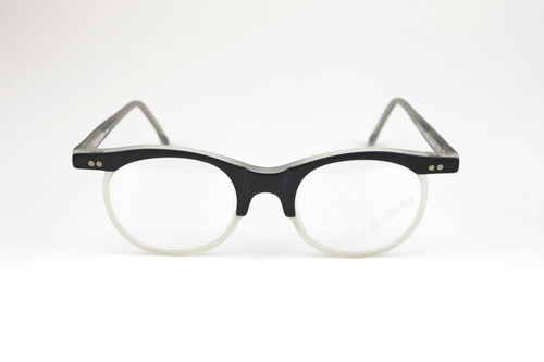 Authentic vintage never worn - authentic,